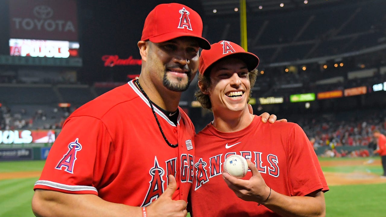 Former Cardinal Albert Pujols hits 600th career home run